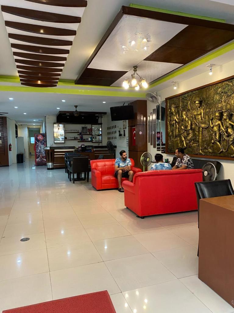 Lavender Patong Hotel Exterior photo